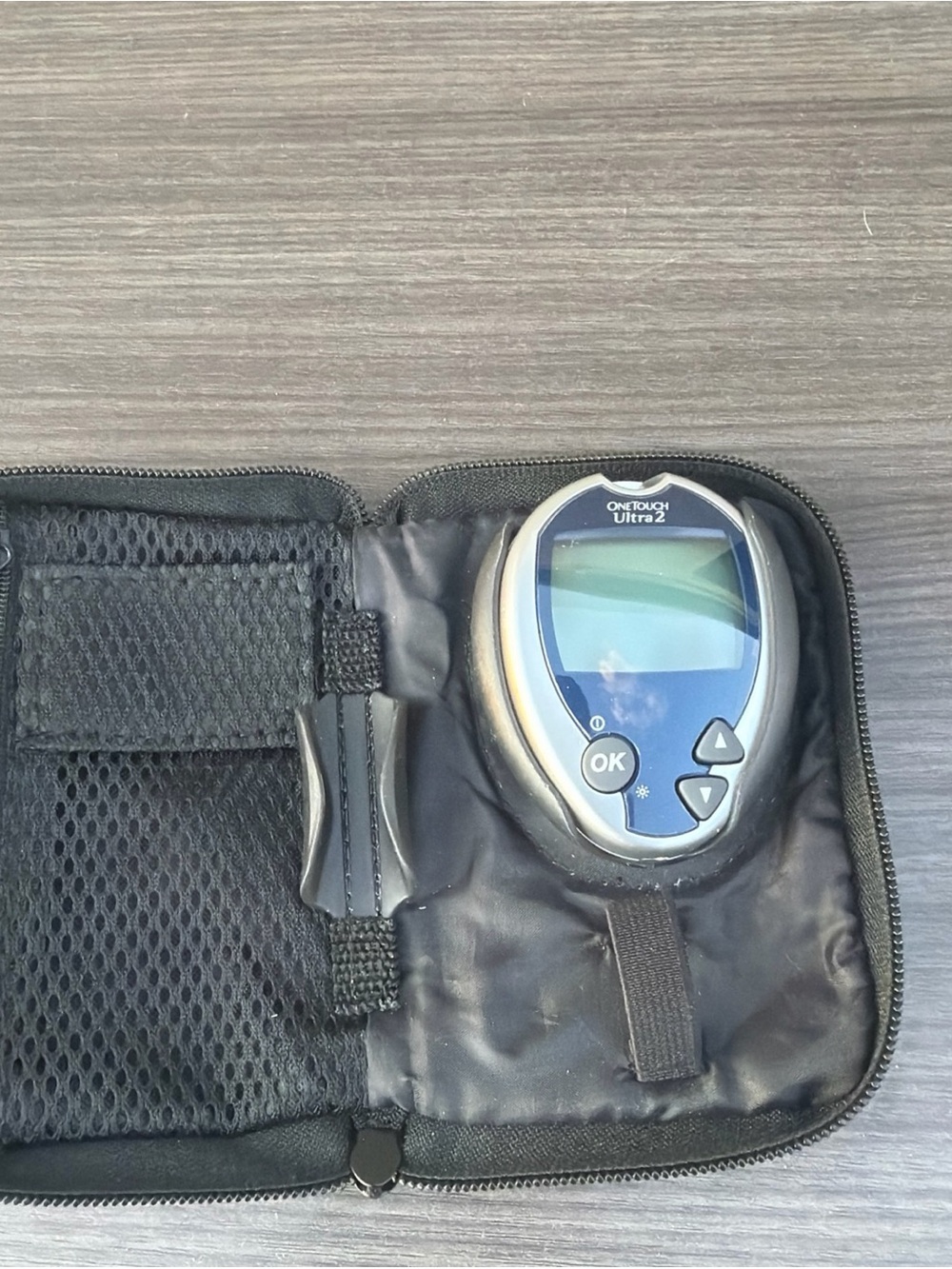 lifescan onetouch ultra2 glucose monitor / meter with case